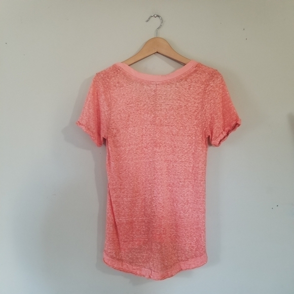WE The Free Sun Valley V neck Tee Size XS Orange County - Picture 4 of 10